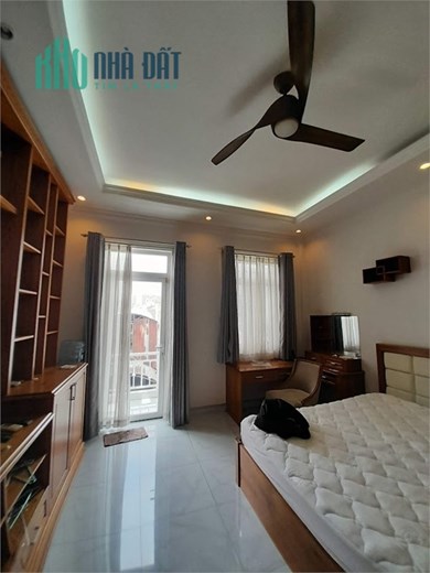 Hẻm 6m Trường Chinh, P14, Khu Bàu Cát, 4.5x17.5m, 4 tầng, chỉ 10.7 tỷ