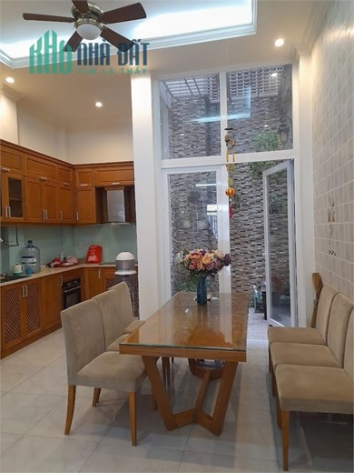 Hẻm 6m Trường Chinh, P14, Khu Bàu Cát, 4.5x17.5m, 4 tầng, chỉ 10.7 tỷ
