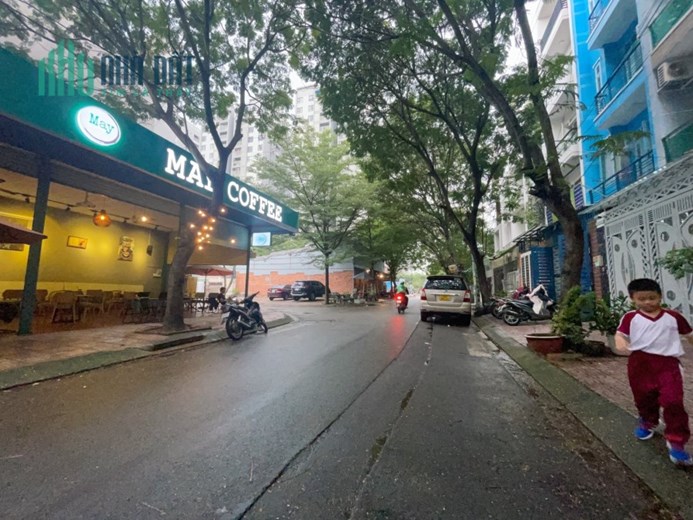 BÁN NHÀ 5 TẦNG 688 LÊ ĐỨC THỌ, GÒ VẤP, ĐƯỜNG 8 MET