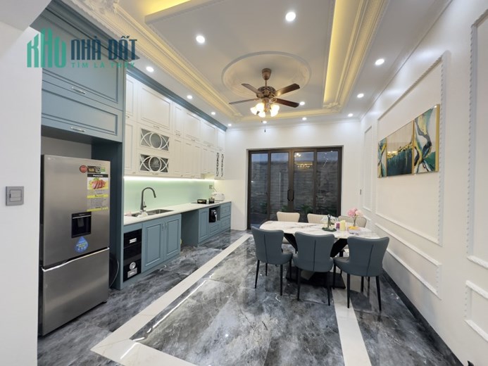 Bán căn nhà xây mới 90m2 tại 193 Văn Cao giá sốc