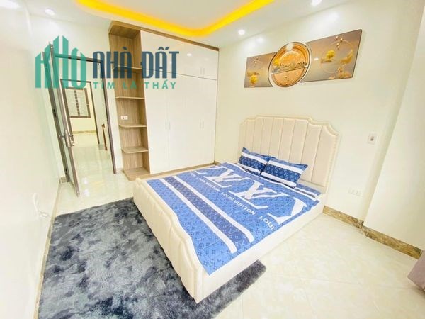 Hàng tuyển Nam Dư, Lĩnh Nam 42m 6 ngủ oto, kinh doanh, xây mới hơn 5 tỷ