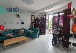 Nhà HXH Phạm Văn Hai, P5, Tân Bình, 35m2, 2 tầng, giá mềm. Ninh nhà phố.