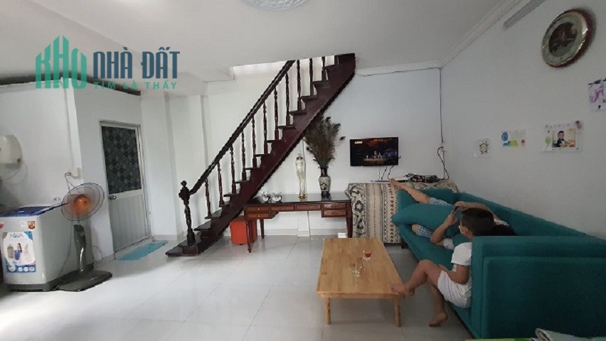 Nhà HXH Phạm Văn Hai, P5, Tân Bình, 35m2, 2 tầng, giá mềm. Ninh nhà phố.