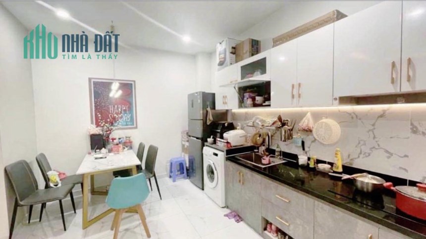 Bán nhà shr 32m2 2tang gần Lê Trọng Tấn , tặng full nt , 3 tỷ nhỉnh 0932030061