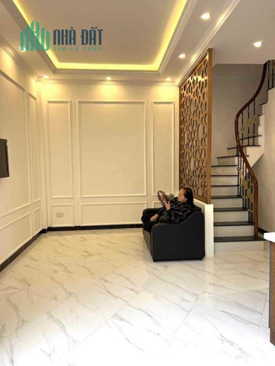 Nhà đẹp mới phố Văn Cao-Ba Đình,Gần ô tô, 30m*5T,MT 5M, nhỉnh 4tỷ