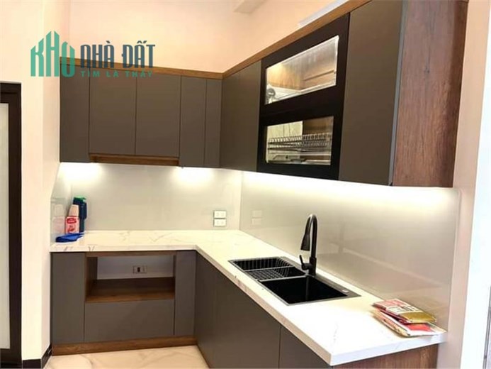 Nhà đẹp mới phố Văn Cao-Ba Đình,Gần ô tô, 30m*5T,MT 5M, nhỉnh 4tỷ