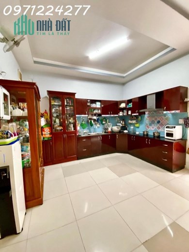 BÁN NHÀ GẦN LÊ VĂN VIỆT- TÂN NHƠN PHÚ A - THỦ ĐỨC 
130M2 [ 6.5 X 20 ] 2 TẦNG - 3PN - 3WC - Ô TÔ
