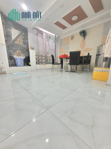 BÁN GẤP NHÀ ĐẸP CHU VĂN AN P12, 65M2 3PN CHỈ 6.9 TỶ