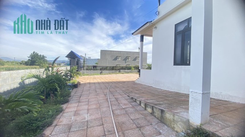Bán biệt thự và đất đẹp mặt hẻm đường hồ xuân hương, liên nghĩa đức trọng