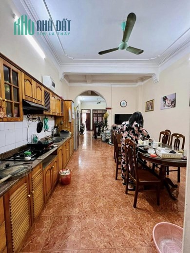 Mới O9 Z6Z8 5559 Bán nhà mặt phố Vương Thừa Vũ 81/100m², 4 tầng, MT 4.8m, giá 23 tỷ Thanh Xuân
