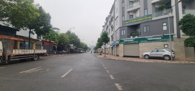 SHOPHOUSE HIM LAM THƯỢNG THANH, KINH DOANH SẦM UẤT, SỐNG SANG Ở SƯỚNG