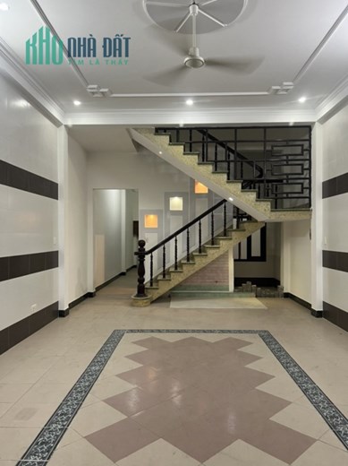 ► Mặt Tiền Lương Văn Can ngay Nguyễn Hữu Thọ, 85m2, 2 tầng, 5.3 tỷ