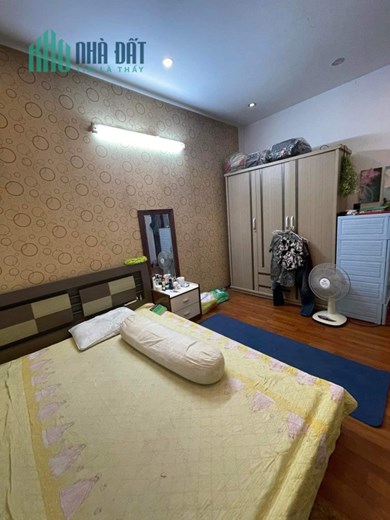 CẦN BÁN GẤP-NHÀ 4T-LÔ GÓC-2MẶT NGÕ-NỞ HẬU-FULL NỘI THẤT-43M 5xTỶ-KIM MÃ BA ĐÌNH