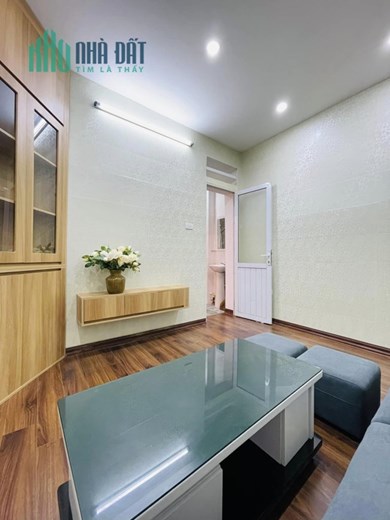 Bán nhà Kim Liên Xã Đàn 2 ngủ chỉ nhỉnh 1 tỷ đồng sổ đỏ