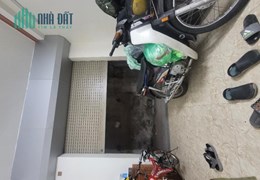 Phúc Lợi,Long Biên  35 mv - 4 tầng  -  3.05 tỷ