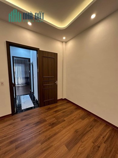 Nhà Trần Đăng Ninh, Căn Góc, Để Lại Nội Thất, 71,5m giá 10,7 tỷ