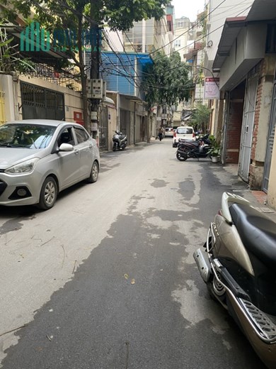 CẦN BÁN NHÀ ĐẸP PHÂN LÔ QUÂN ĐỘI OTO TRANH DAN TRI CAO 99M NHỈNH 17 TỶ
