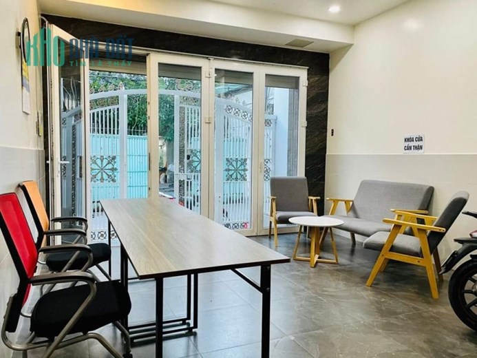 Bán Nhà HXH Thông Lạc Long Quân, Ngay CV Đầm Sen, Quận 11, 5 Tầng Mới, Nhỉnh 9 Tỷ TL.