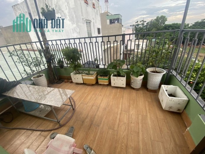 Bán Nhà 3 Tầng , 45m2 , Sổ Riêng , Khu Sầm Uất Phước Long B . Q9 , Thủ Đức . Chỉ 3.6 Tỷ