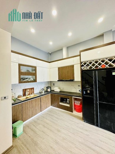 Khương Thượng 51m x 4 tầng x 4.9m x nhỉnh 11 tỷ
MẶT PHỐ, KINH DOANH, Ô TÔ DỪNG ĐỖ, VIEW HỒ, NHÀ