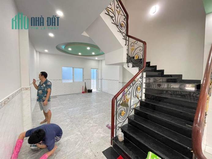 MẶT TIỀN 8 MÉT KHU CƯ XÁ NGÂN HÀNG, 5 TẦNG, 80M2, 14.x TỶ, Quận 7
