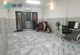 (hot)  Sập hầm Ngay ngã tư, siêu rẻ, trung tâm tiện ích nhiều, móng 3 tầng kiên cố