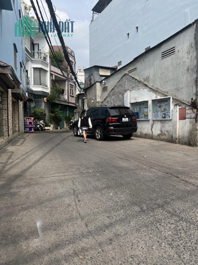 NHÀ GÓC 2 MẶT Ở NGAY HẼM VỊ TRÍ KINH DOANH SUNG QUẬN 4 HẼM XE HƠI ĐỔ CỬA CHỈ 4 TỶ HƠN