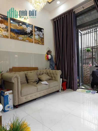 NHÀ GÓC 2 MẶT Ở NGAY HẼM VỊ TRÍ KINH DOANH SUNG QUẬN 4 HẼM XE HƠI ĐỔ CỬA CHỈ 4 TỶ HƠN
