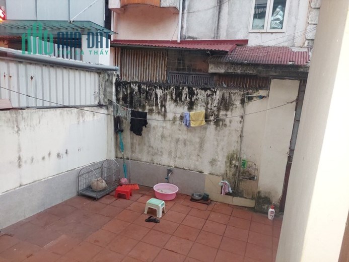 Bán đất Lạc Long Quân, Tây Hồ. 30m2; MT 4m; giá 6 tỷ