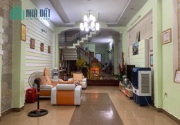 Rớt 2 tỷ! Bán nhanh nhà 2 tầng MT Tố Hữu cạnh góc Huỳnh Tấn Phát. Giá nhỉnh 7 tỷ