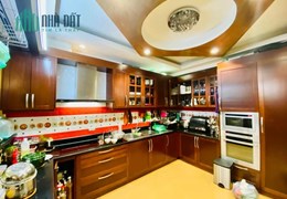 Một căn duy nhất!Nhà Mặt Phố Việt Hưng, ô tô tránh,lô góc,KD, 60m2, MT 6.5M,hơn 8 tỷ
