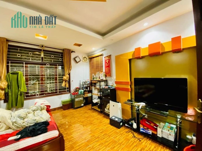 Một căn duy nhất!Nhà Mặt Phố Việt Hưng, ô tô tránh,lô góc,KD, 60m2, MT 6.5M,hơn 8 tỷ