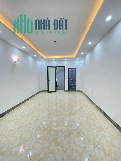 Bán nhà Nam Dư, Lĩnh Nam 32m 5 tầng mới koong oto tận cửa giá thương lượng