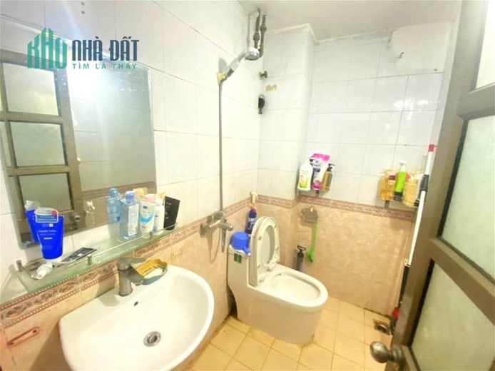 Bán Nhà Phố Nguyễn Khang Quận Cầu Giấy. 32m Xây 5 Tầng Nhỉnh 10 Tỷ. Cam Kết Ảnh Thật Mô Tả Chính
