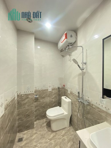 Bán nhà phố Cự Lộc, Thanh Xuân. Hàng xóm Royal City. 35m2 x 5 Tầng. NHÀ ĐẸP. Ở NGAY. Nhỉnh 4 Tỷ