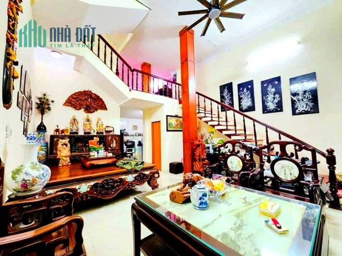 55m 5 Tầng Mặt Tiền 5m Nhỉnh 10 Tỷ Trung Tâm Quận Cầu Giấy. 2 Thoáng Chủ Xây Chắc Chắn. Sổ Vuông