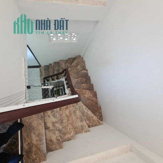 Bán nhà Lĩnh Nam, Vĩnh Hưng 34m 5 phòng nhô 3 tỷ đối diện chợ đêm