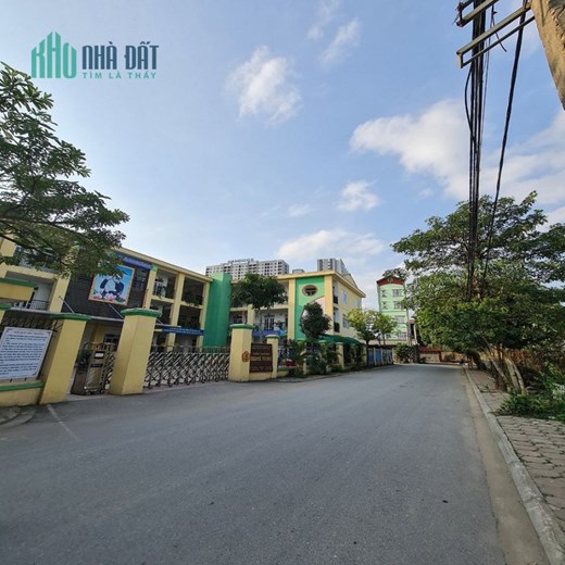 56m2 đất trung tâm Trâu Quỳ, Gia Lâm. Ngõ 4m. 40m ra Ngô Xuân Quảng. Lh 0989894845