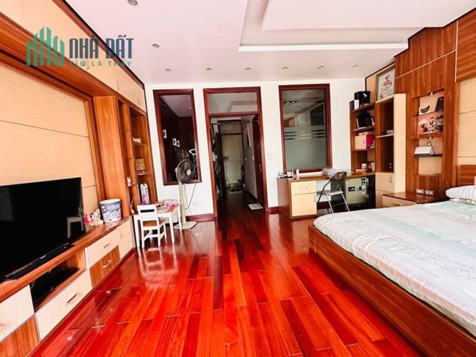 chính chủ bán gấp phân lô mỹ đình vỉ hè ôtô kinh doanh 9T >18tỷ 62M.