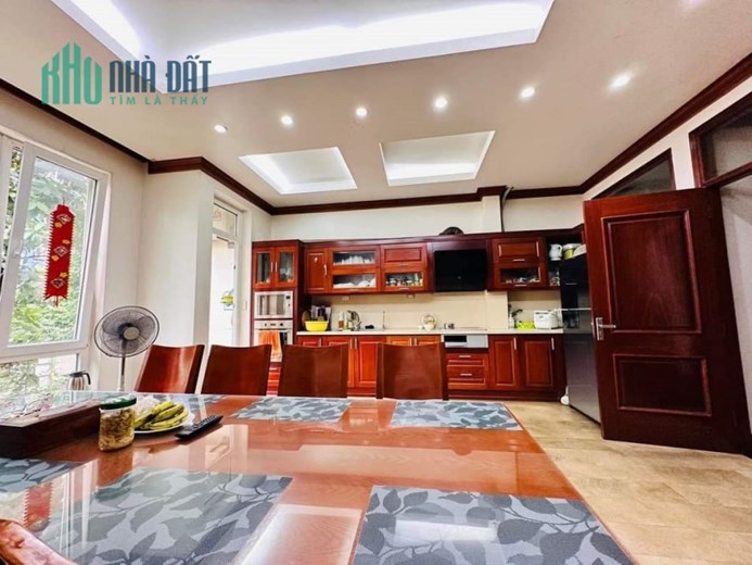 chính chủ bán gấp phân lô mỹ đình vỉ hè ôtô kinh doanh 9T >18tỷ 62M.