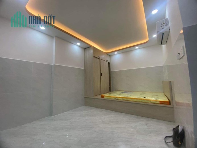 SIÊU PHẨM CHDV -QUẬN 11 - DIỆN TÍCH KHỦNG - CN 81M2 - 100TR/M2 - HẺM XE HƠI - 3 TẦNG BTCT