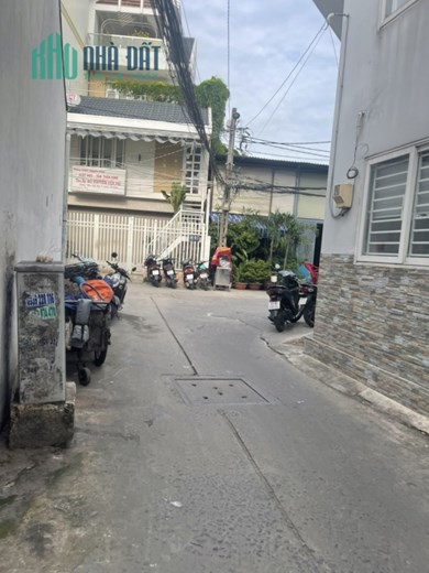 HẺM XE HƠI ĐƯỜNG BÌNH THỚI- 4 TẦNG ĐÚC BTCT - NỞ HẬU