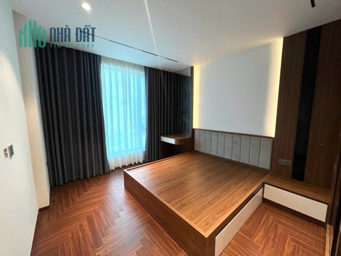 Bán nhà mới tháng máy Trịnh Văn Bô, ga ra, xe tải kinh doanh, 5.4 tỷ