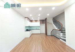 SIÊU SANG! Bán nhà Lê Hồng Phong, Hà Đông 30m2 LÔ GÓC, Ô TÔ Chỉ 3 tỷ.