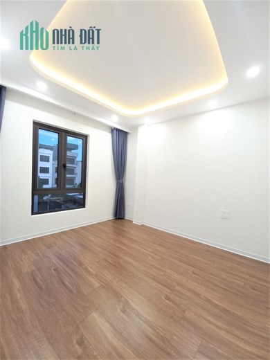 SIÊU SANG! Bán nhà Lê Hồng Phong, Hà Đông 30m2 LÔ GÓC, Ô TÔ Chỉ 3 tỷ.