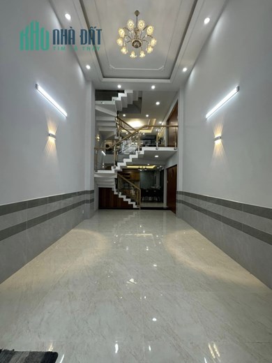 Chính chủ bán Nhà mới đường Nguyễn Văn Quá, Quận 12,  80 m2  hẻm xe hơi, 5 tầng chỉ 4 tỷ