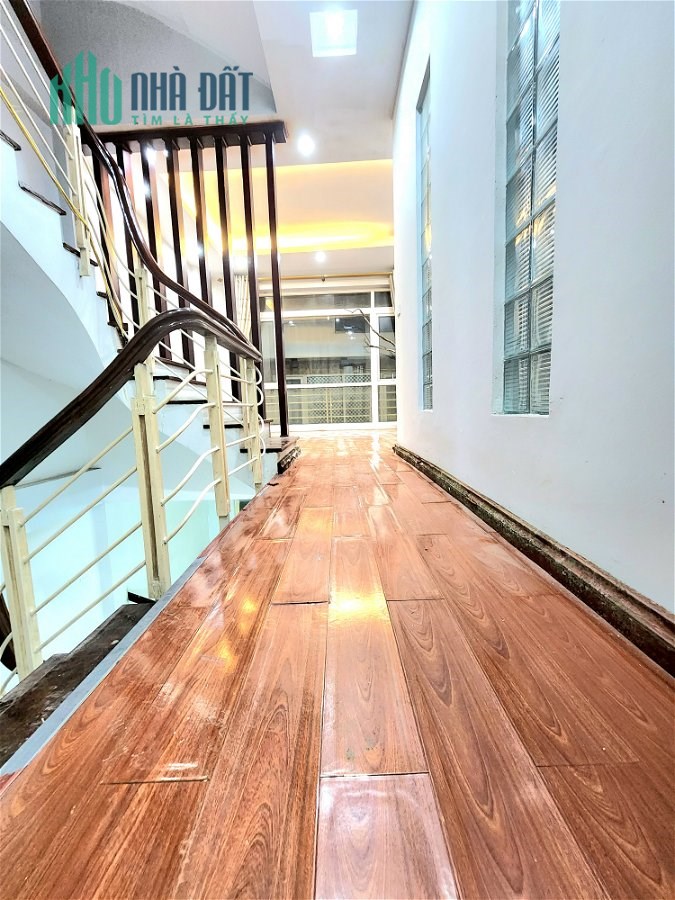 Bán Nhà Phố Trịnh Công Sơn Quận Tây Hồ. 44m Xây 6 Tầng Mặt tiền 4.2m Nhỉnh 11 Tỷ. Cam Kết Ảnh Thật