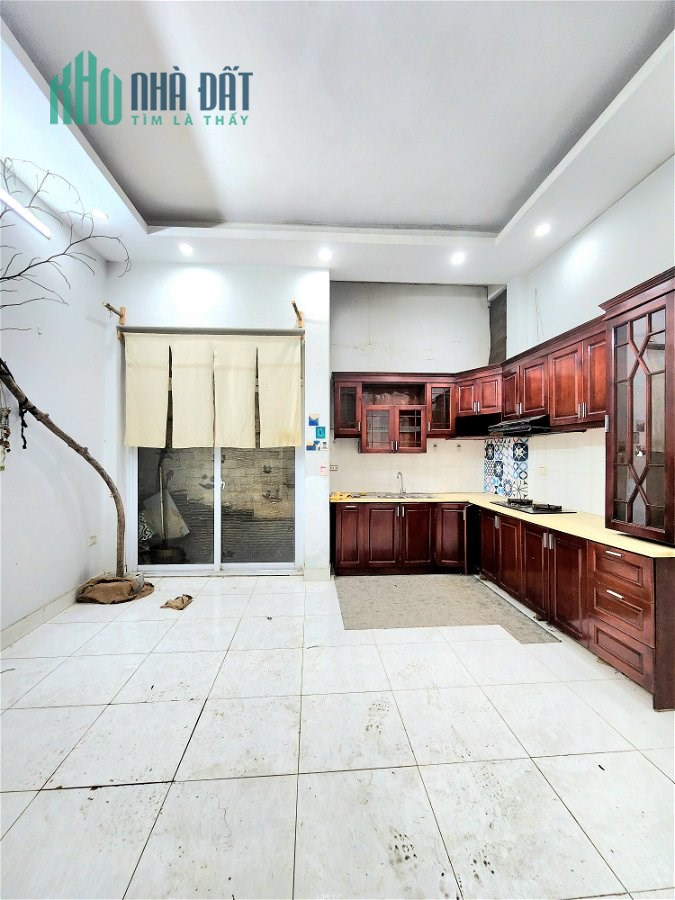 Bán Nhà Phố Trịnh Công Sơn Quận Tây Hồ. 44m Xây 6 Tầng Mặt tiền 4.2m Nhỉnh 11 Tỷ. Cam Kết Ảnh Thật