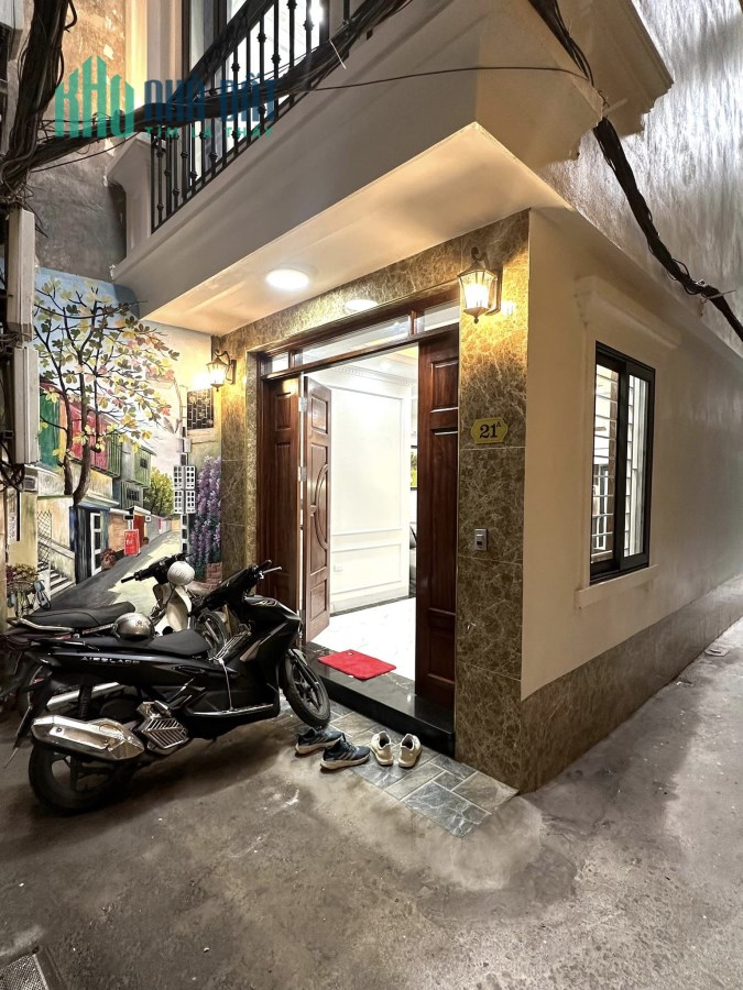 Bán Nhà Ngõ 460 Phố Thụy Khuê 48,6/50m2 x 5 tầng, lô góc 5 phòng ngủ đầy đủ công năng, nhà mới đón