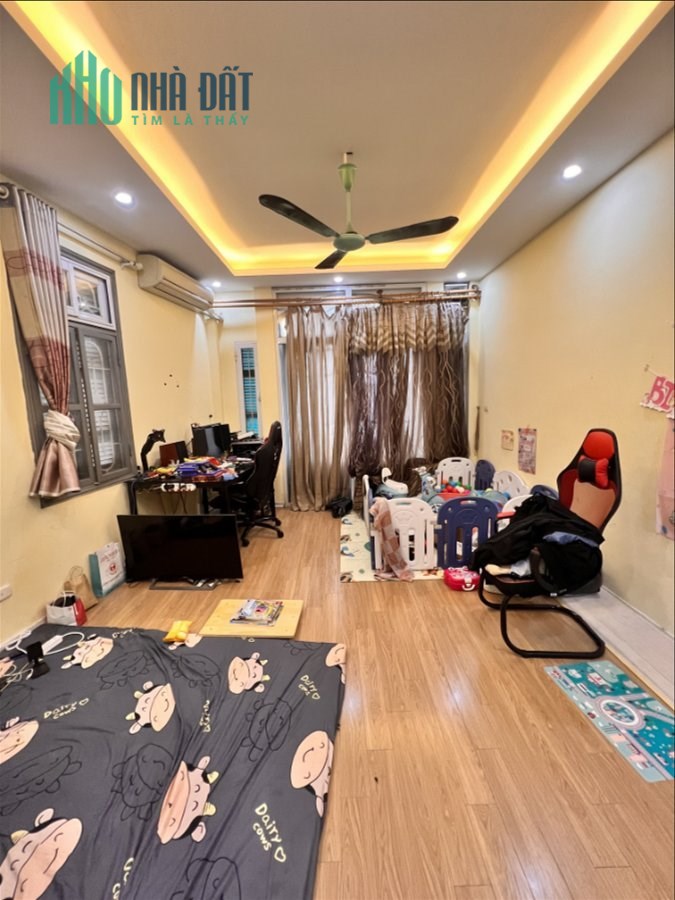 Bán Nhà Mặt Phố Khâm Thiên Quận Đống Đa. Sổ 30m Thực Tế 36m Xây 6 Tầng Nhỉnh 12 Tỷ. Cam Kết Ảnh